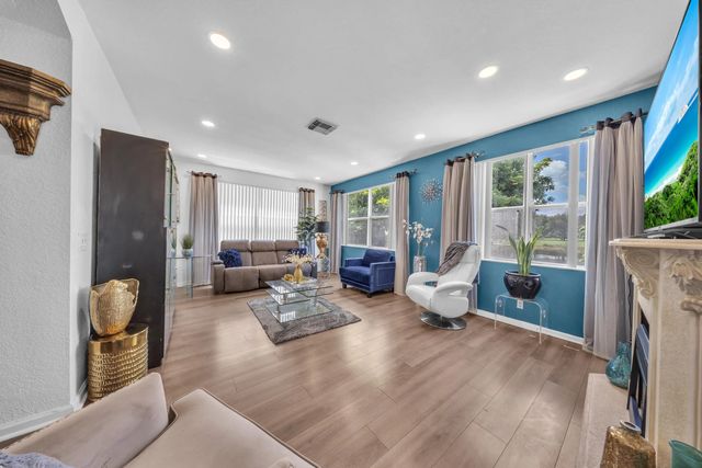 4 of 53 - 726 Gazetta Way, West Palm Beach, FL