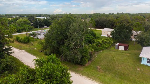 2 of 6 - 10530 Ne 2nd Terrace, Okeechobee, FL