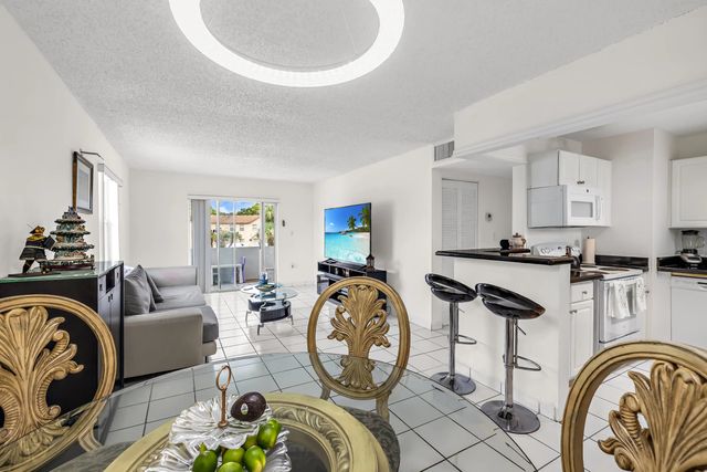 6507 Winfield Boulevard #211ac, Margate