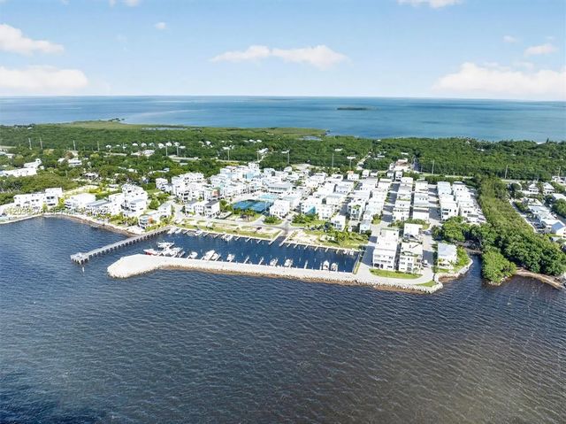 3 of 27 - 94825 Overseas Highway, Key Largo, FL
