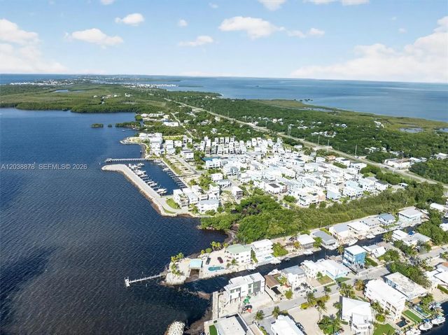5 of 27 - 94825 Overseas Highway, Key Largo, FL