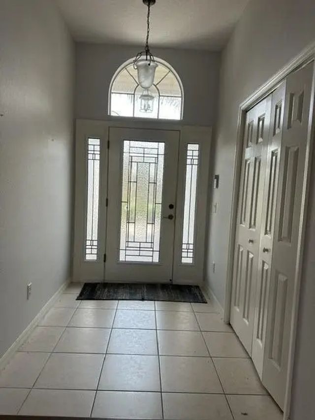 2 of 19 - 992 Ridgeland Path, The Villages, FL