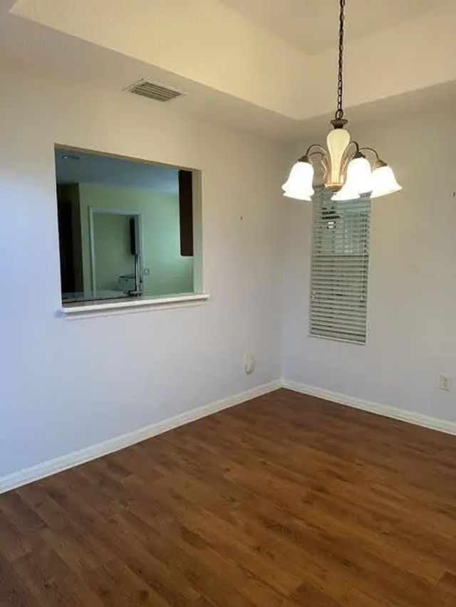 4 of 19 - 992 Ridgeland Path, The Villages, FL