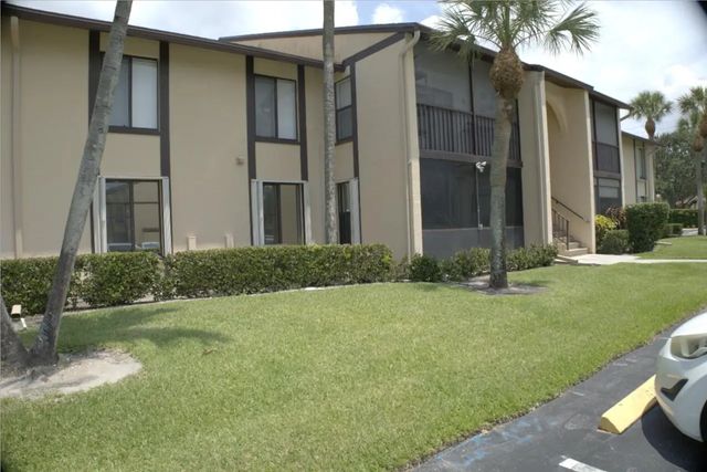 4 of 37 - 824 Sky Pine Way #c1, Greenacres, FL