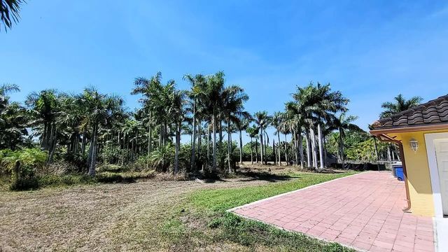 3 of 16 - 4095 Windmill Road, Loxahatchee, FL