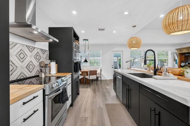 3 of 32 - 1524 Lance Road, Jupiter, FL