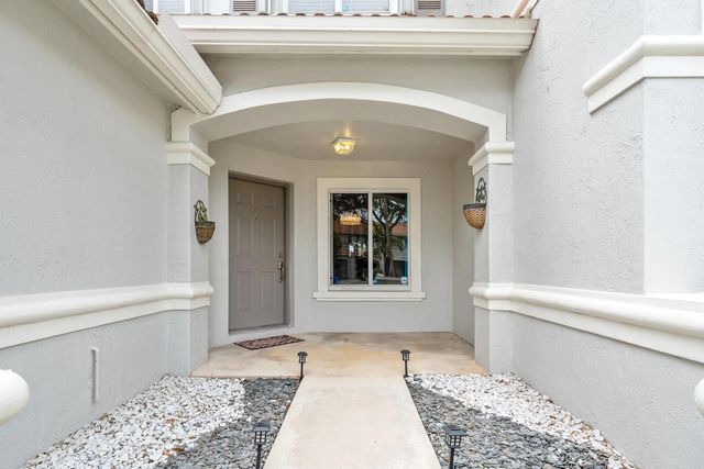 4 of 43 - 6107 Sandy Bank Terrace, Riviera Beach, FL