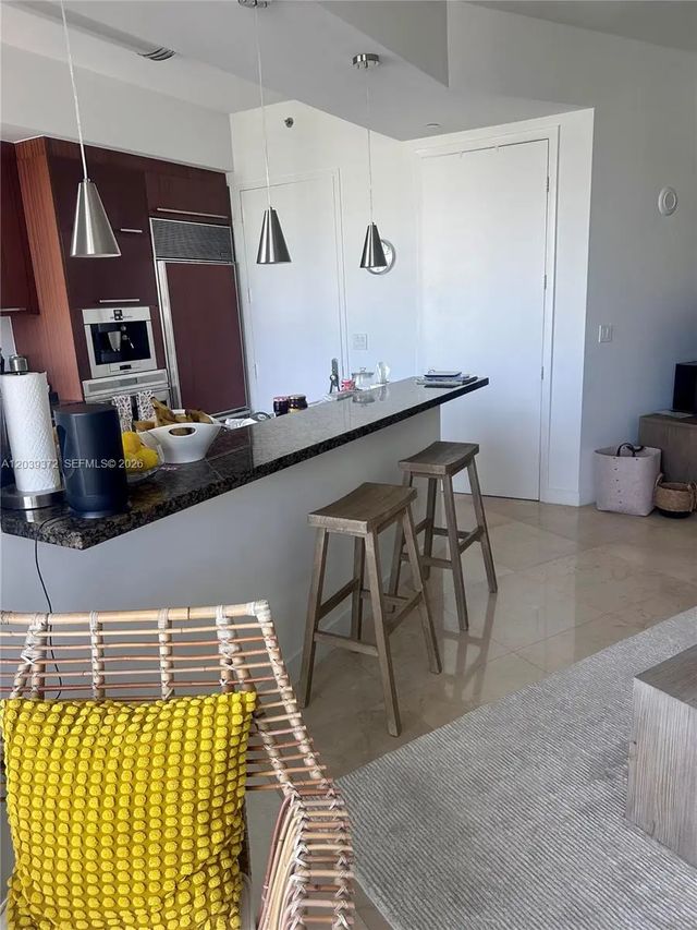 5 of 10 - 15811 Collins Avenue #1505, Sunny Isles Beach, FL