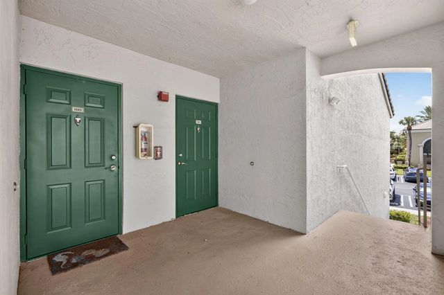 3 of 45 - 236 Village Boulevard #1202, Tequesta, FL
