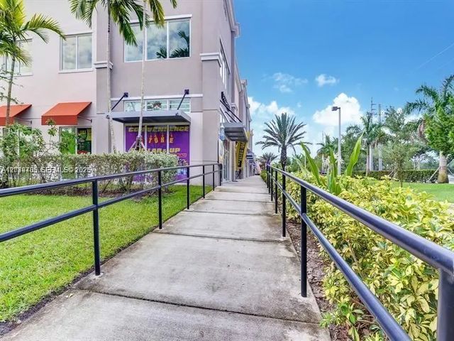 4 of 14 - 2101 Sw 101st Avenue #6-204, Miramar, FL