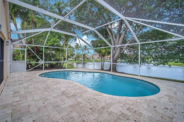 467 Sw 191st Terrace, Pembroke Pines