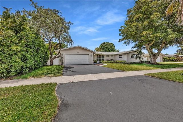 2 of 36 - 611 N Highland Drive, Hollywood, FL