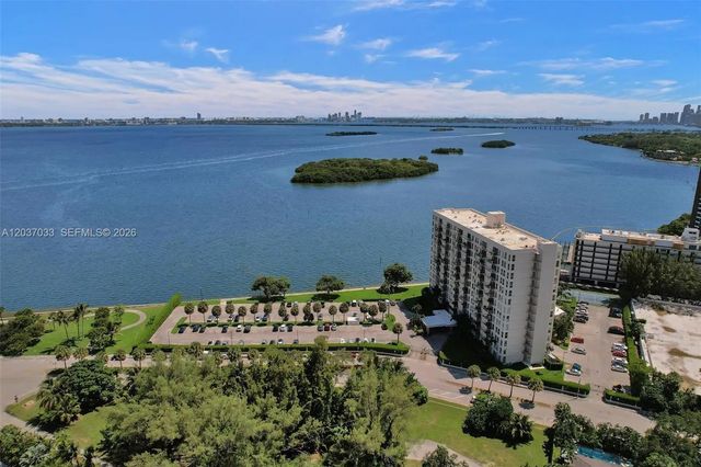 5 of 11 - 765 Ne 70th Street, Miami, FL