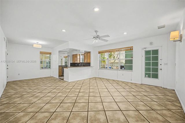 2 of 19 - 1751 Washington Avenue #1f, Miami Beach, FL