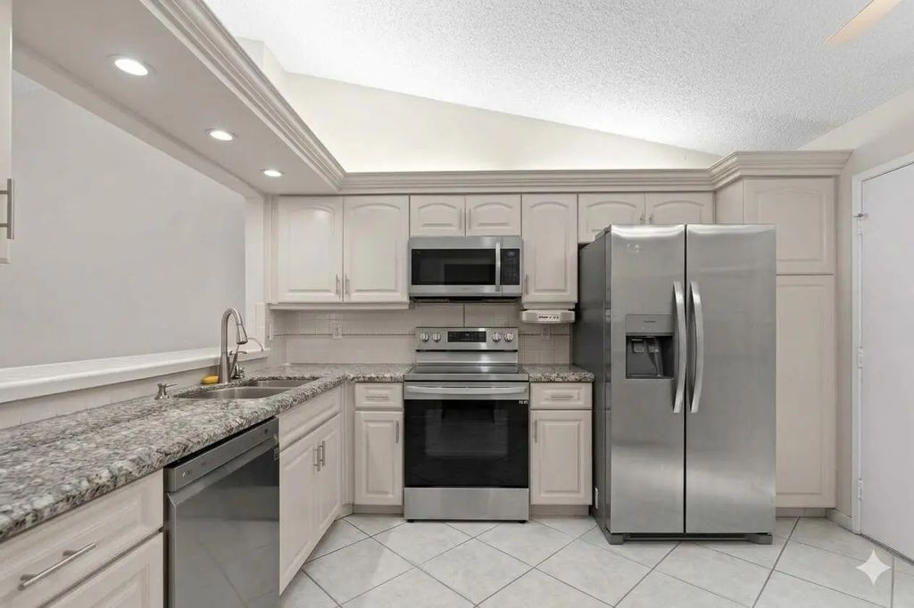 10044 Andrea Lane #a, Boynton Beach