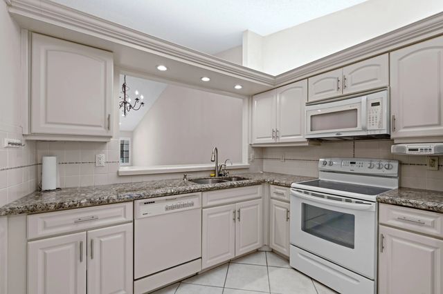 4 of 34 - 10044 Andrea Lane #a, Boynton Beach, FL