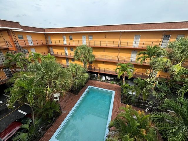 365 Ne 125th Street #402, North Miami