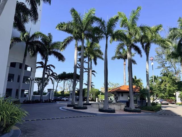 4 of 46 - 5077 Nw 7th Street #914, Miami, FL