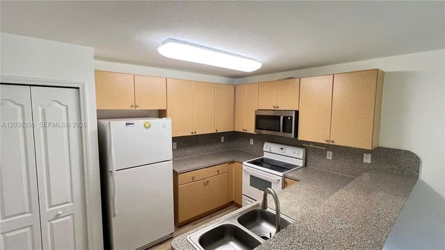 2 of 51 - 22721 Sw 88th Place #9-19, Cutler Bay, FL