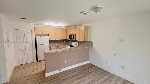 3 of 51 - 22721 Sw 88th Place #9-19, Cutler Bay, FL