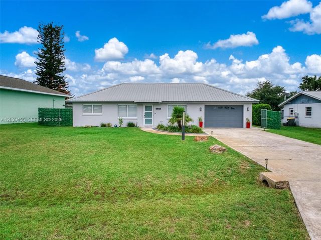 2 of 49 - 4224 Lake Vista, Sebring, FL