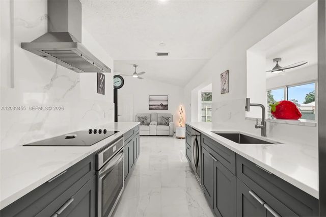 5 of 49 - 4224 Lake Vista, Sebring, FL