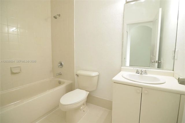 5 of 12 - 1568 Se 26th Street #206, Homestead, FL