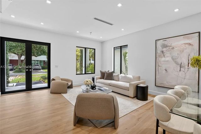4 of 26 - 7212 Sw 52nd Court, Miami, FL