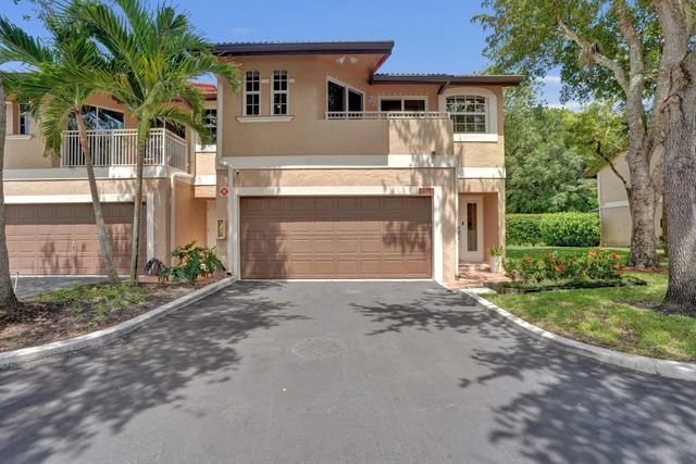 4921 Riverside Drive #606, Coral Springs