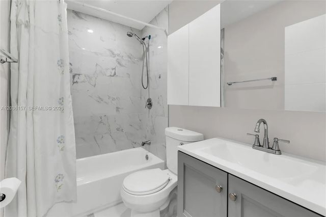 5 of 17 - 1380 Sw 34th Avenue, Fort Lauderdale, FL