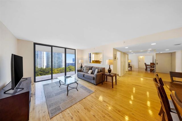 18181 Ne 31st Court #804, Aventura