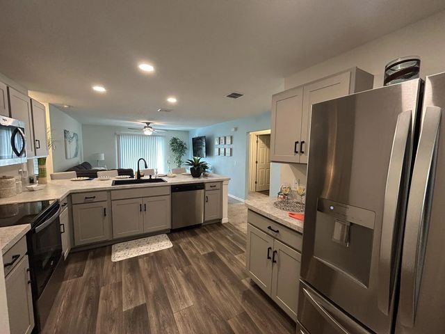 3 of 35 - 1014 Hammacher Avenue Sw, Palm Bay, FL