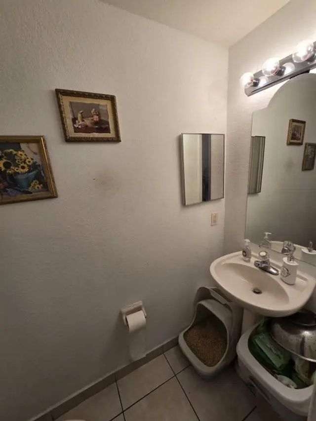 3 of 16 - 8930 W Flagler Street #221, Miami, FL