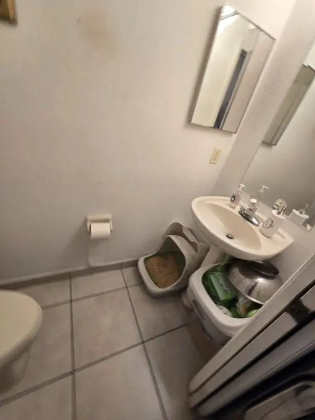5 of 16 - 8930 W Flagler Street #221, Miami, FL
