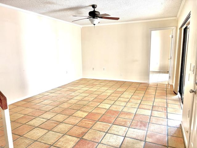 2 of 21 - 511 5th Terrace, Palm Beach Gardens, FL
