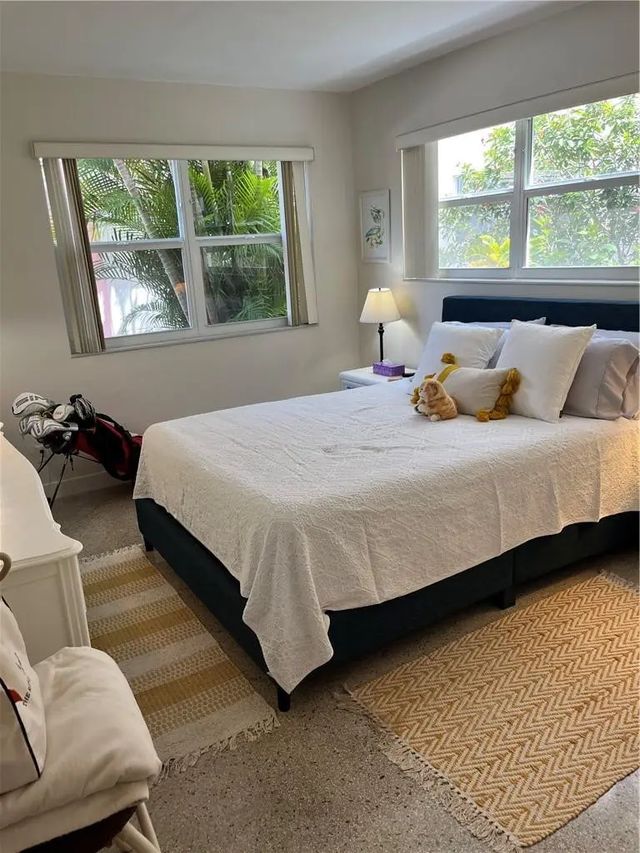 4 of 19 - 700 Bayshore Drive #21, Fort Lauderdale, FL
