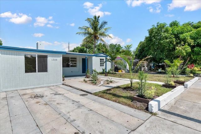 2 of 16 - 1306 S C Terrace, Lake Worth Beach, FL