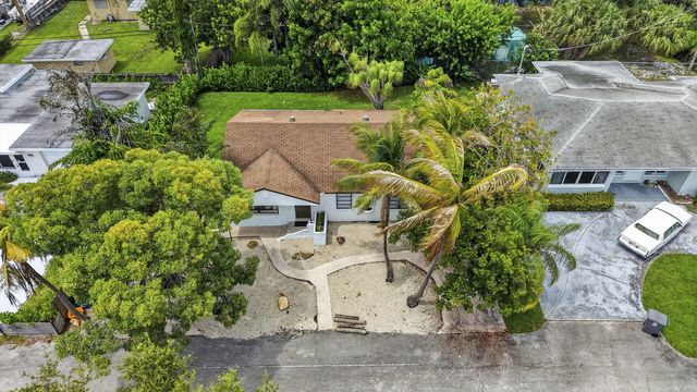 2 of 54 - 1875 Ridge Road, Juno Beach, FL