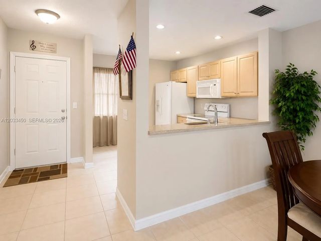2 of 17 - 532 Nw 208th Terrace, Pembroke Pines, FL