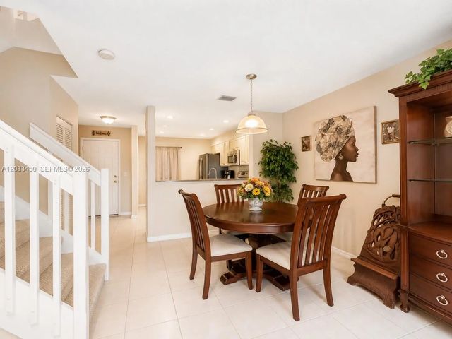 5 of 17 - 532 Nw 208th Terrace, Pembroke Pines, FL