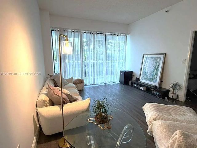5 of 15 - 20515 E Country Club Drive #142, Aventura, FL