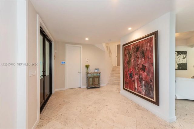 4 of 41 - 650 Curtiswood Drive, Key Biscayne, FL