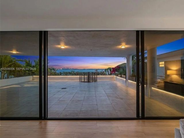 5 of 68 - 1930 Bay Drive #ph1, Miami Beach, FL
