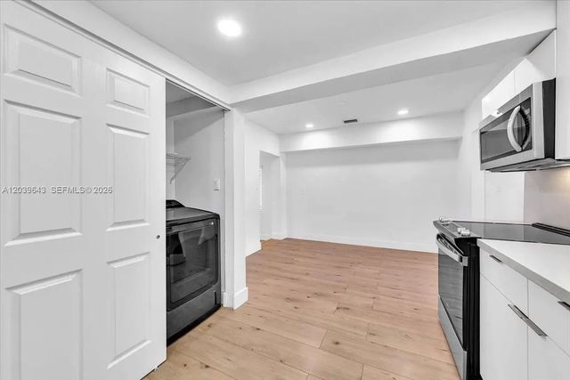 5 of 34 - 4719 E 8th Court, Hialeah, FL