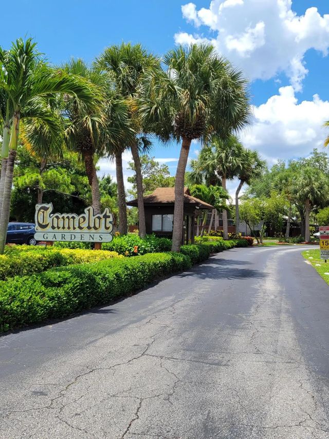 4 of 91 - 903 Se Camelot Gardens Boulevard Se, Port St. Lucie, FL