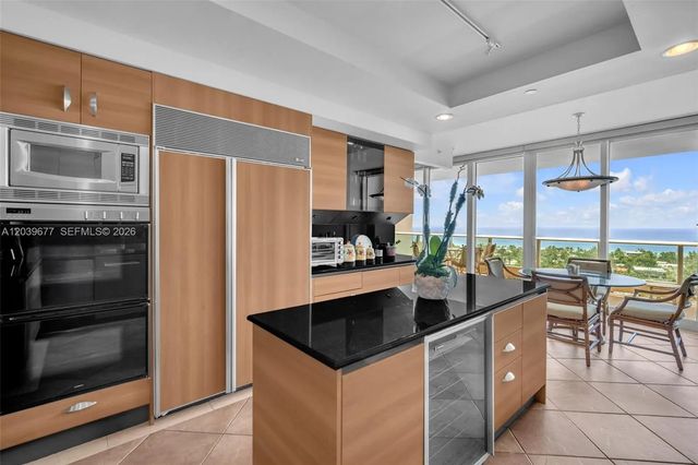 5 of 56 - 19955 Ne 38th Court #2204, Aventura, FL