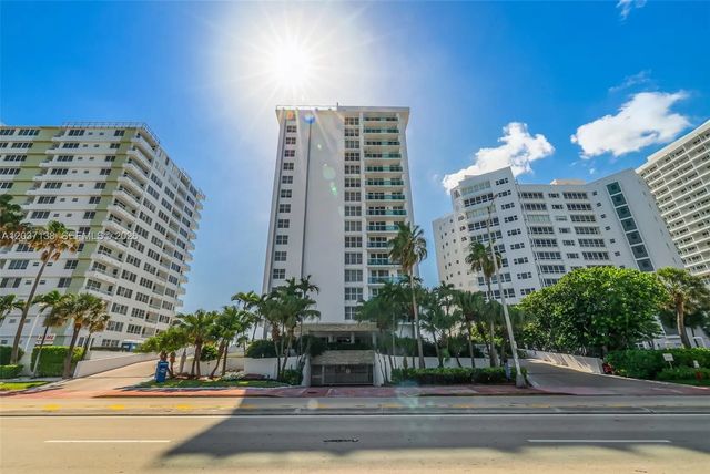 3 of 54 - 5001 Collins Avenue #6e, Miami Beach, FL