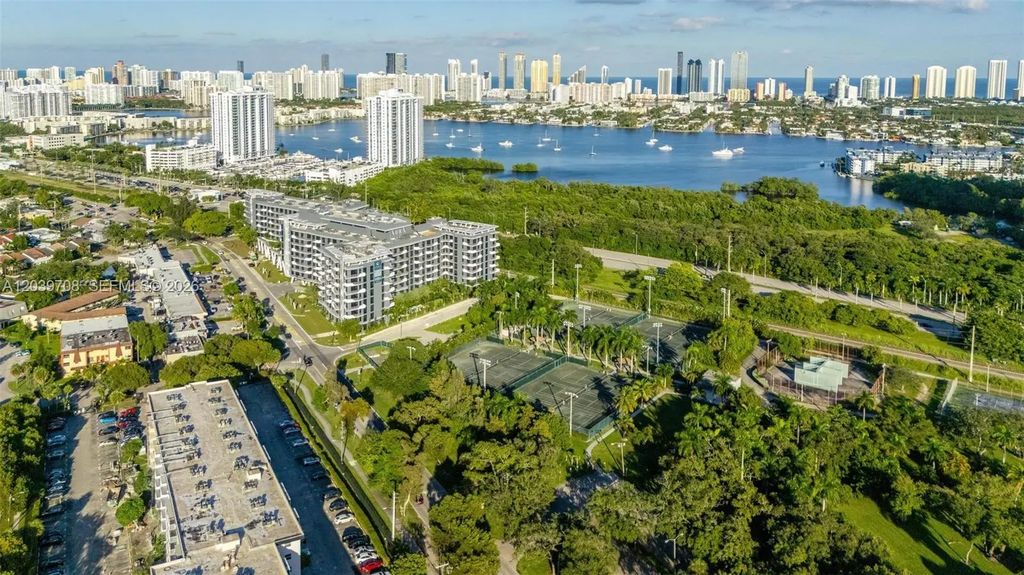 16851 Ne 23rd Avenue #a308, North Miami Beach
