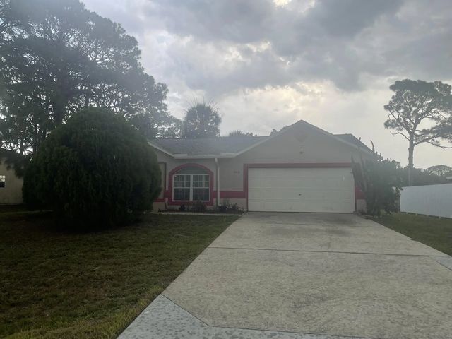 3 of 19 - 3968 Jupiter Boulevard Se, Palm Bay, FL