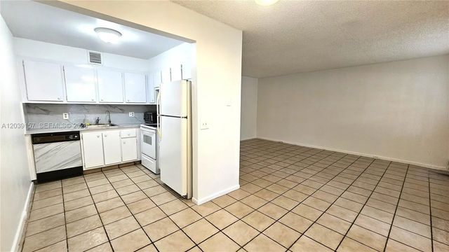 5 of 15 - 13155 Sw 7th Court #109e, Pembroke Pines, FL